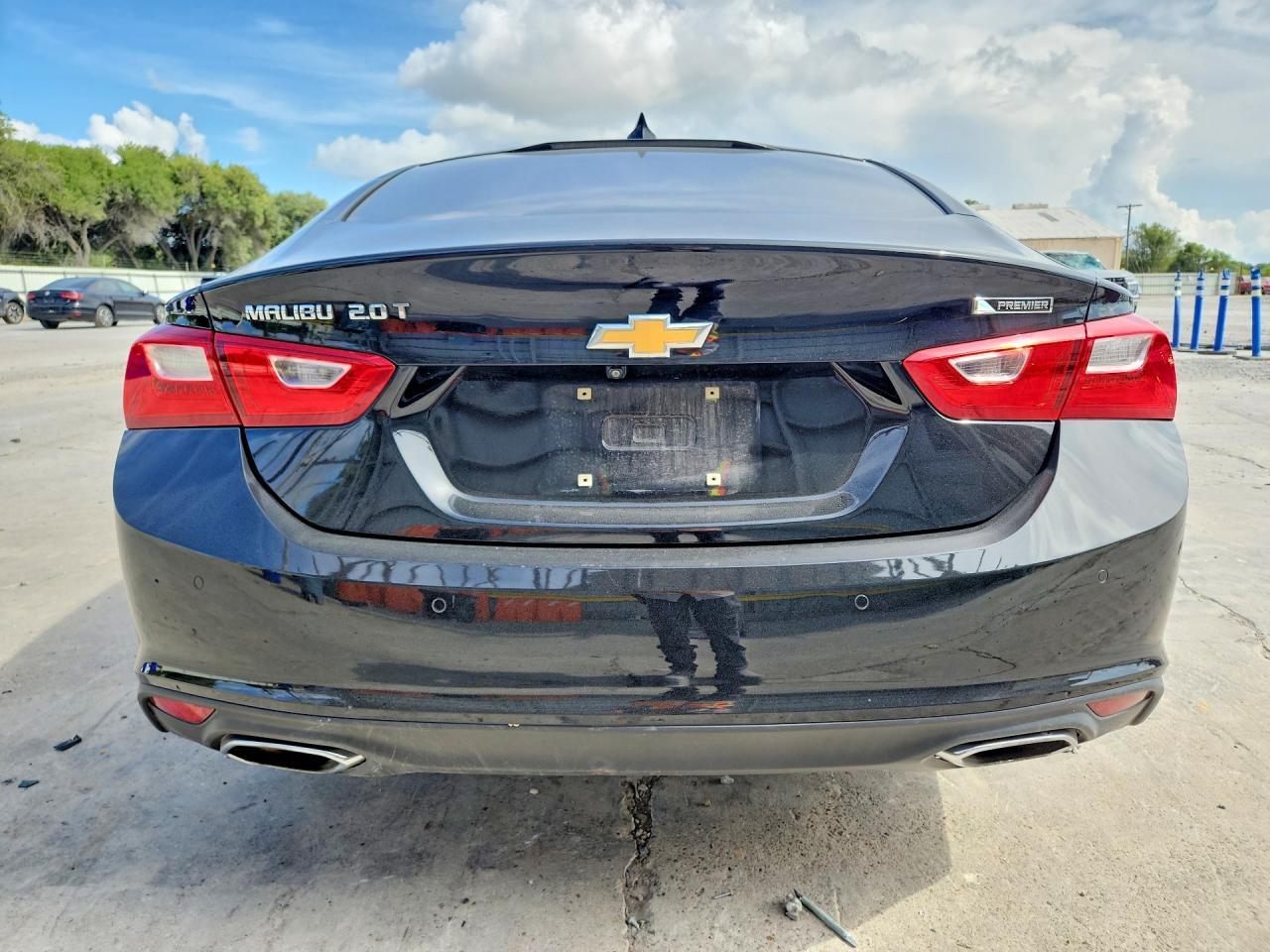 2016 Chevrolet Malibu Premier - Фото 6