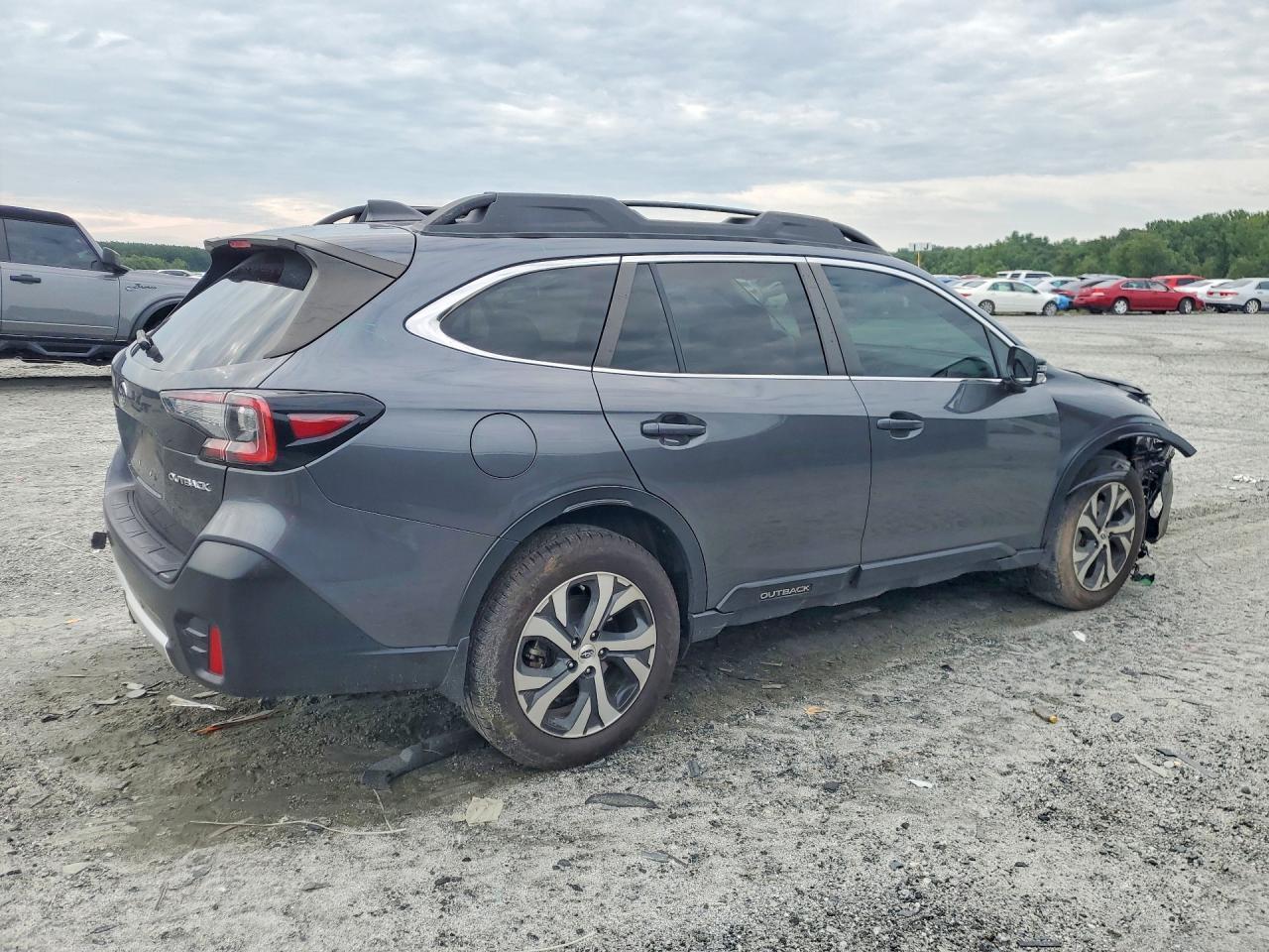 2021 Subaru Outback Limited - Фото 3
