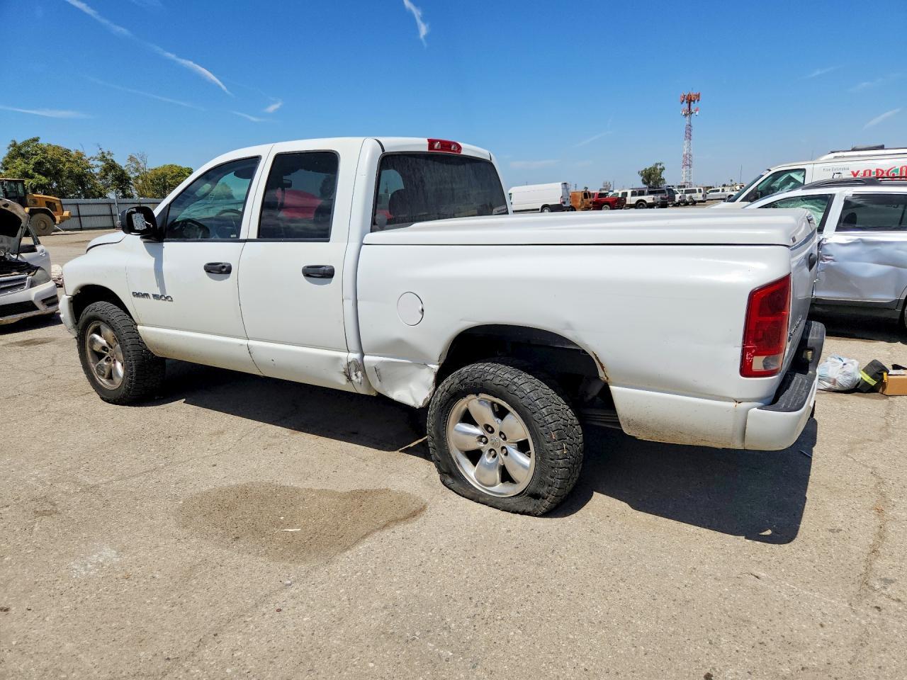 2003 Dodge Ram 1500 St - Фото 2