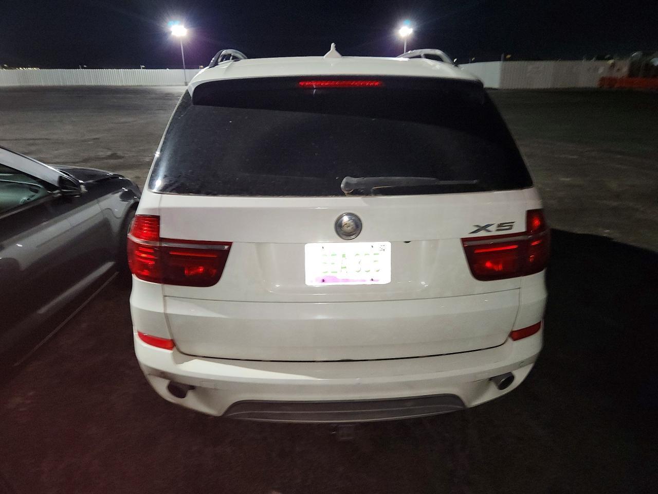 2011 BMW X5 xDrive35I - Image 6