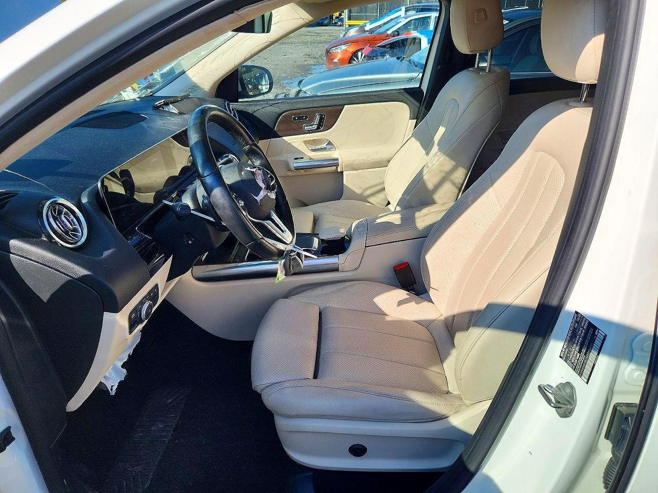 2021 Mercedes-Benz Gla 250 4Matic - Image 7