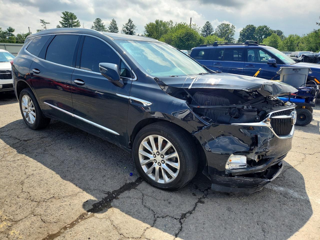2019 Buick Enclave Essence - Image 4