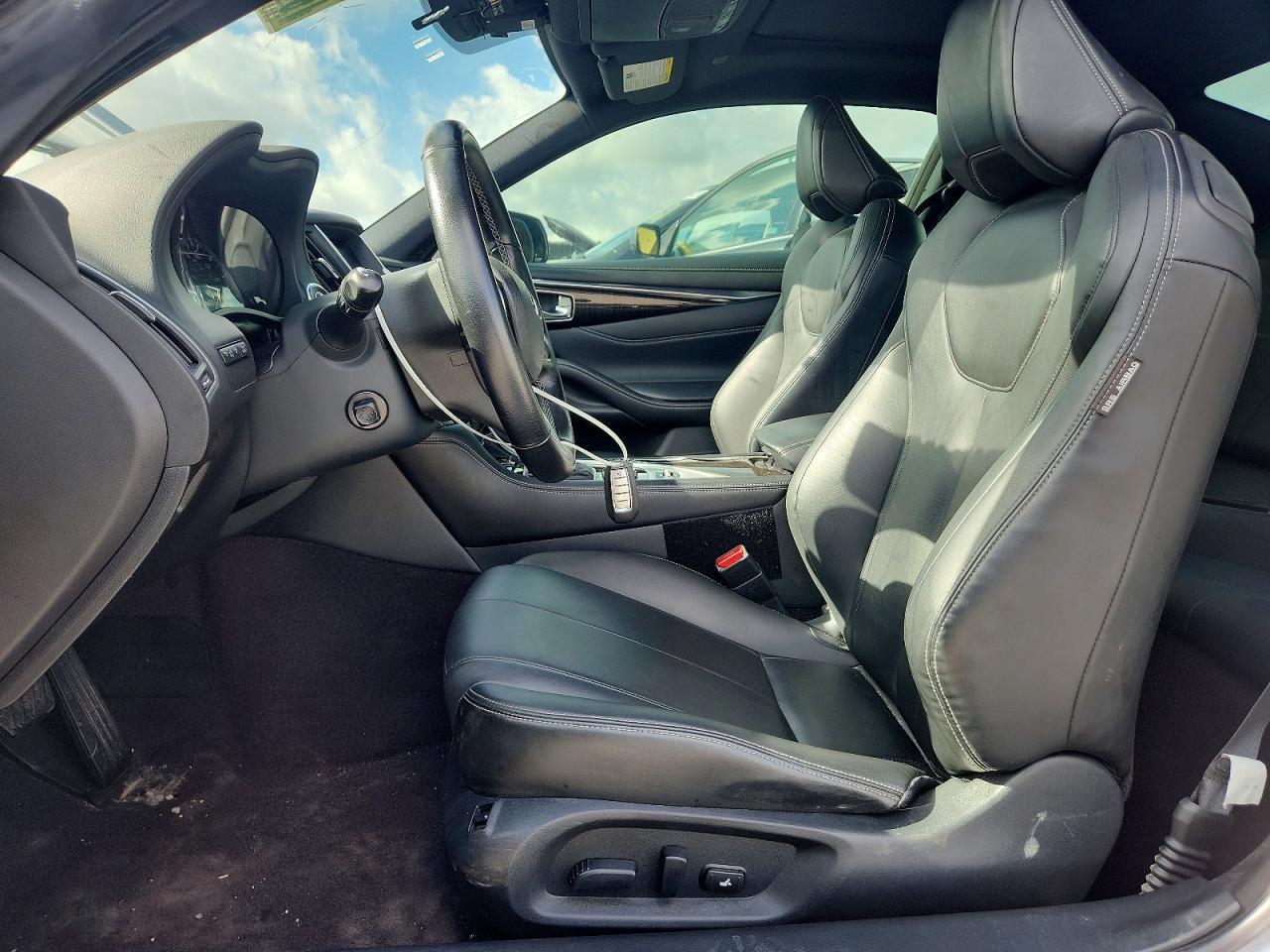 2020 Infiniti Q60 3.0T Luxe - Фото 7