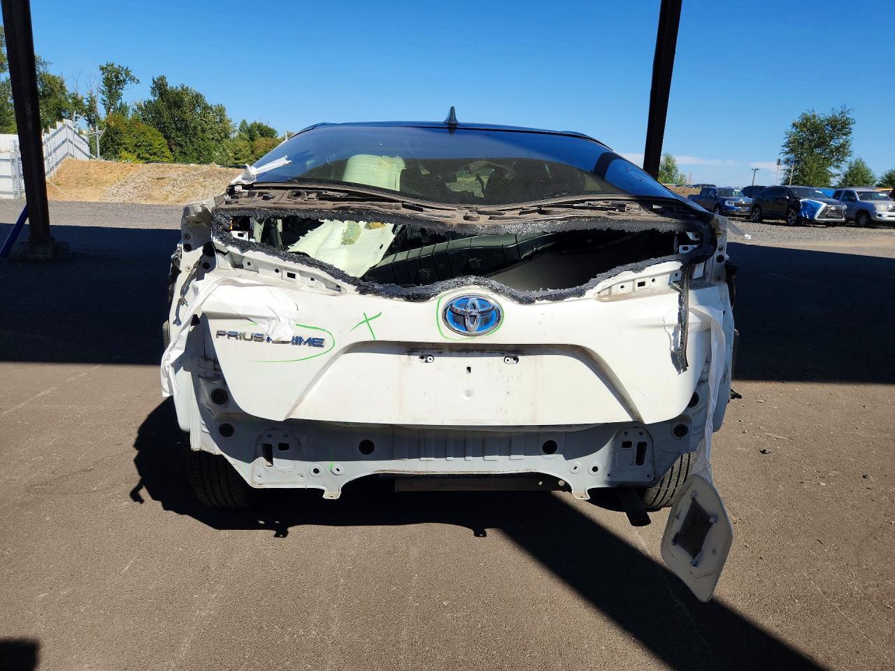 2017 Toyota Prius Prime Premium - Фото 6