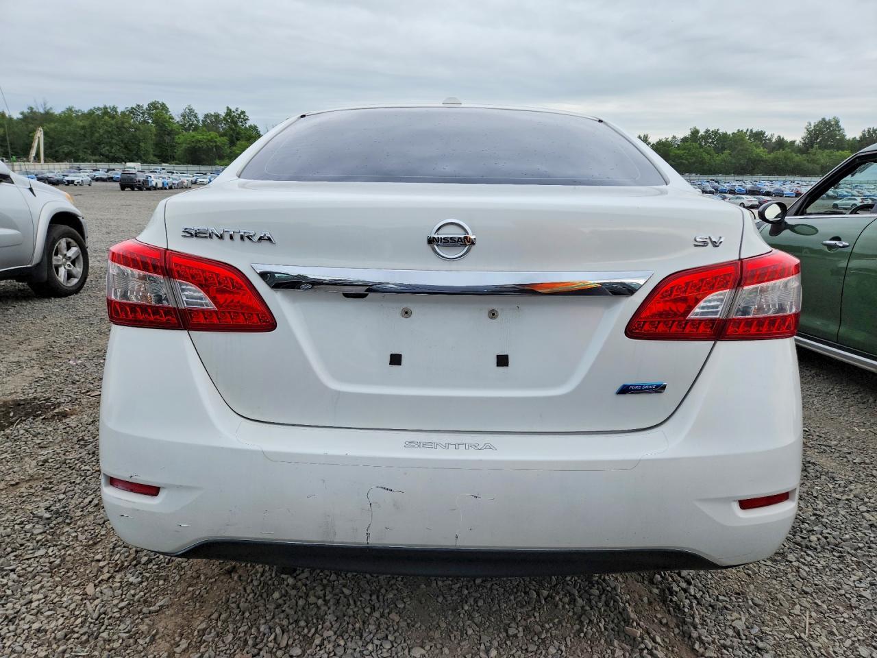 2013 Nissan Sentra S - Image 6