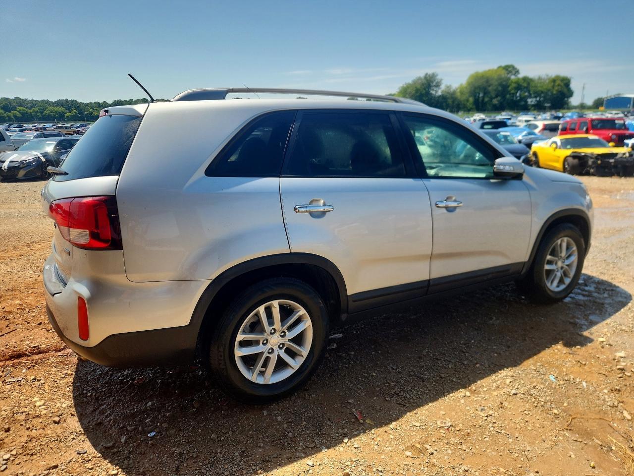 2014 Kia Sorento Lx - Image 3