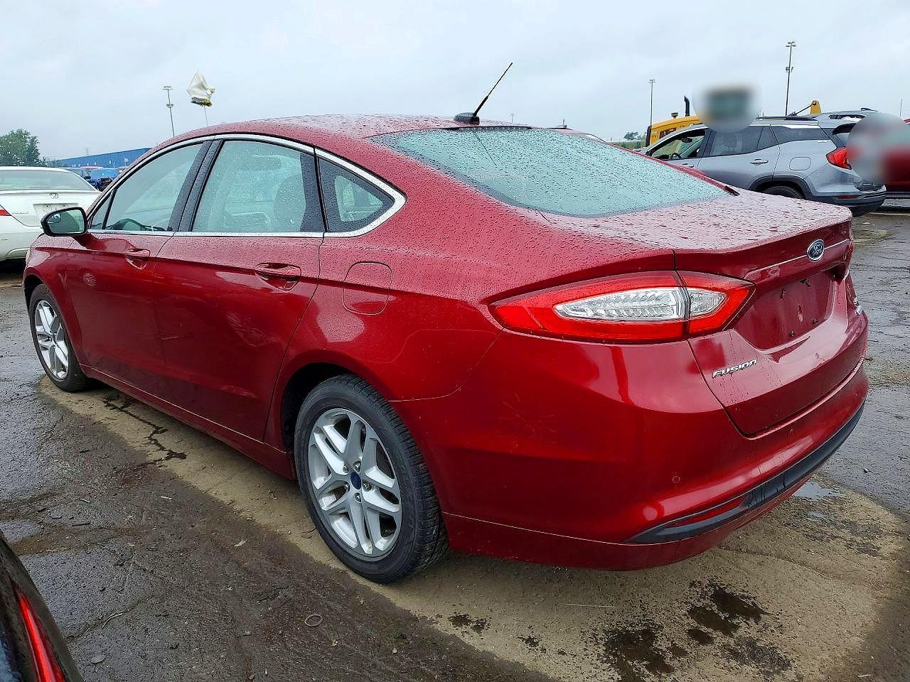 2014 Ford Fusion Se - Фото 2