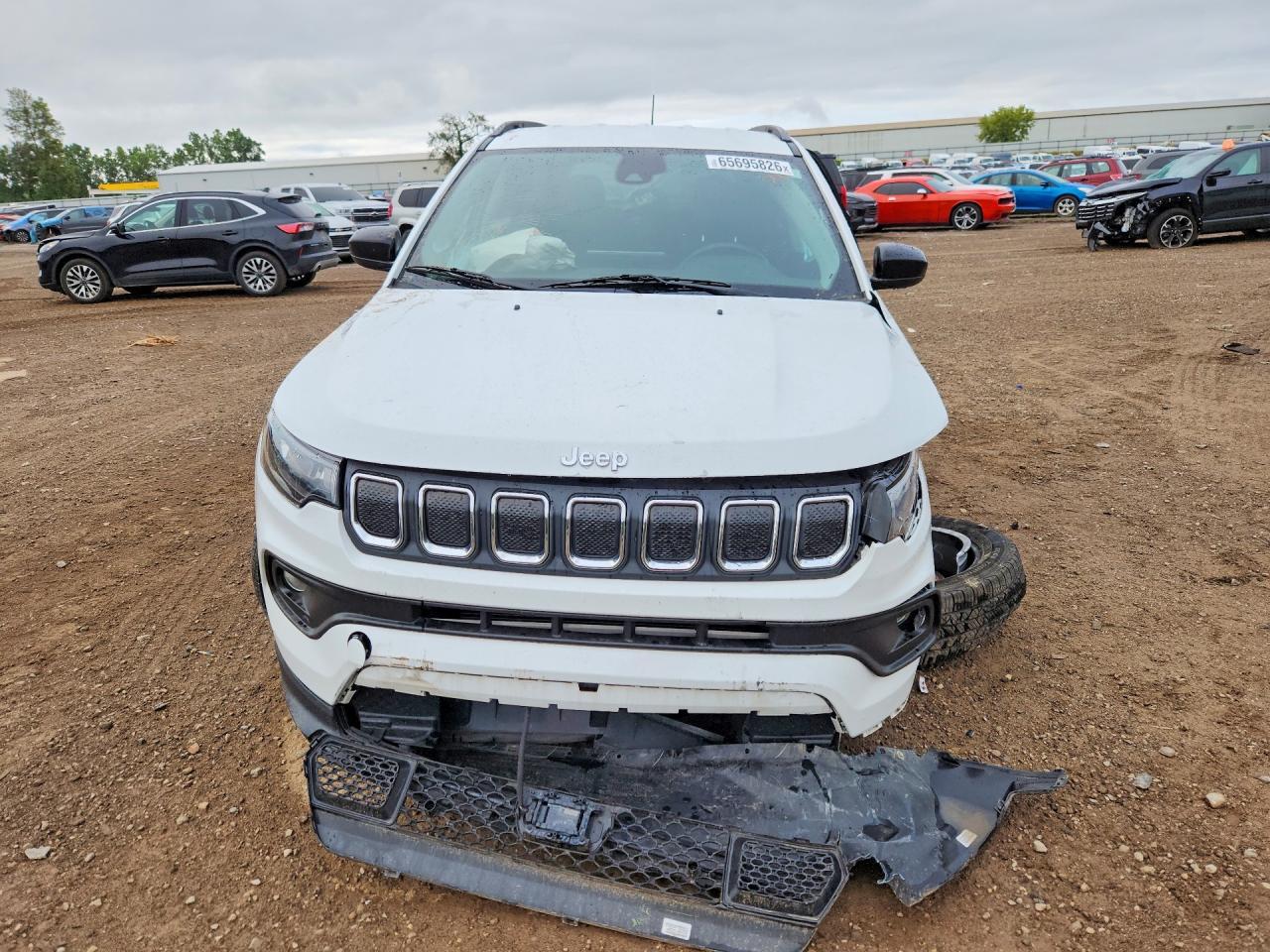 2022 Jeep Compass Latitude Lux - Фото 5