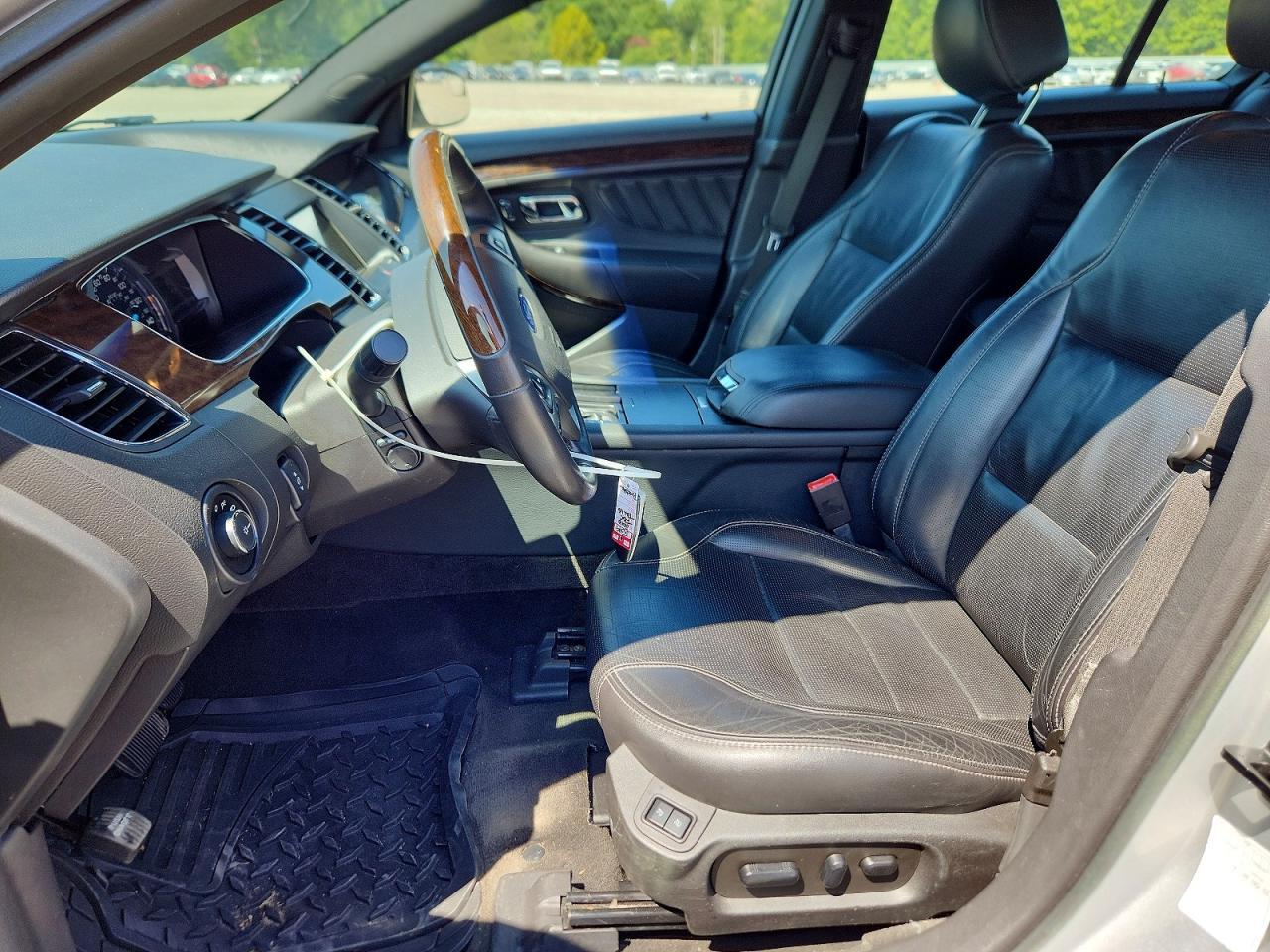 2016 Ford Taurus Limited - Фото 7