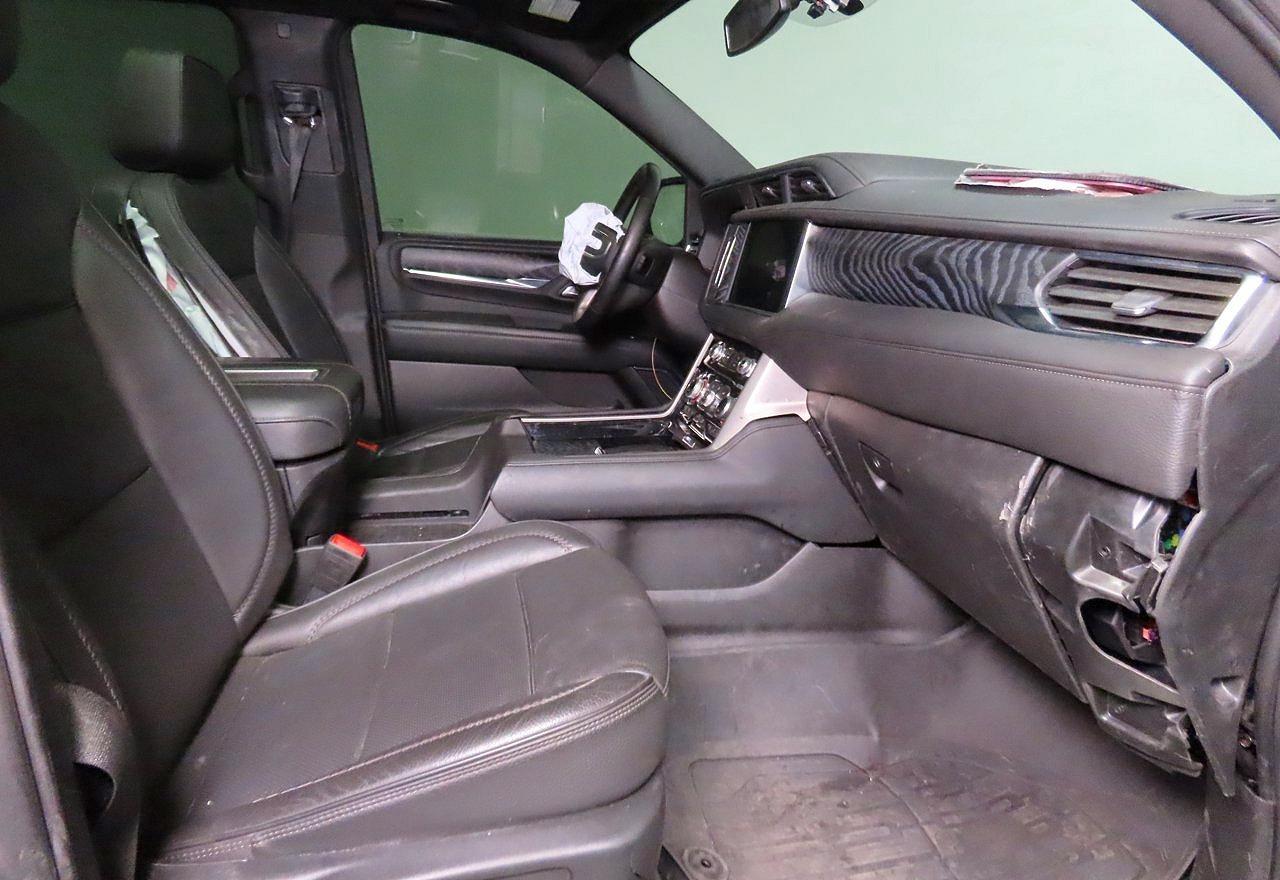 2023 GMC Yukon Xl Denali - Image 5