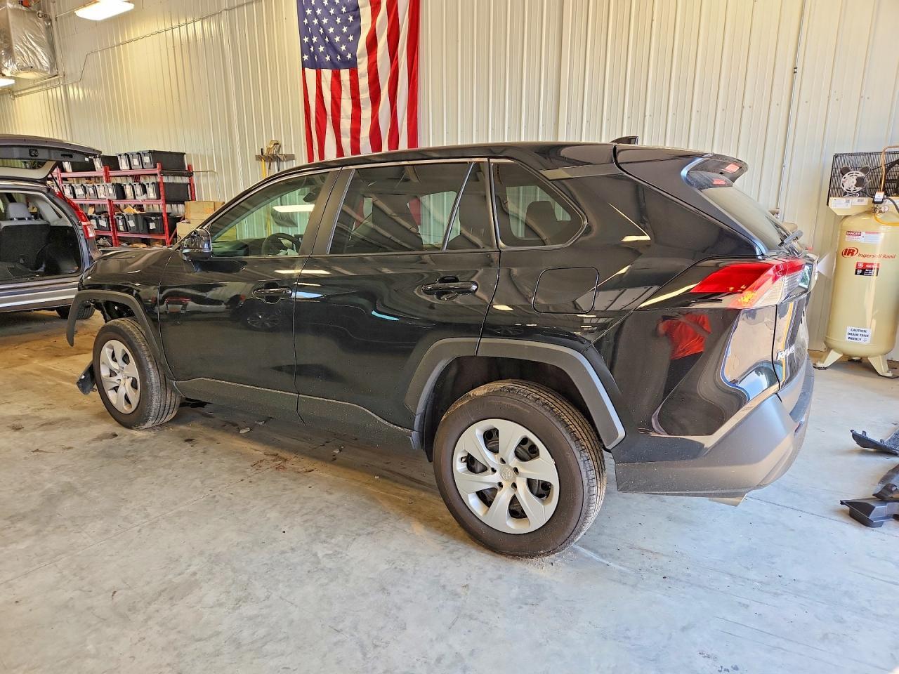2025 Toyota Rav4 Le - Фото 2