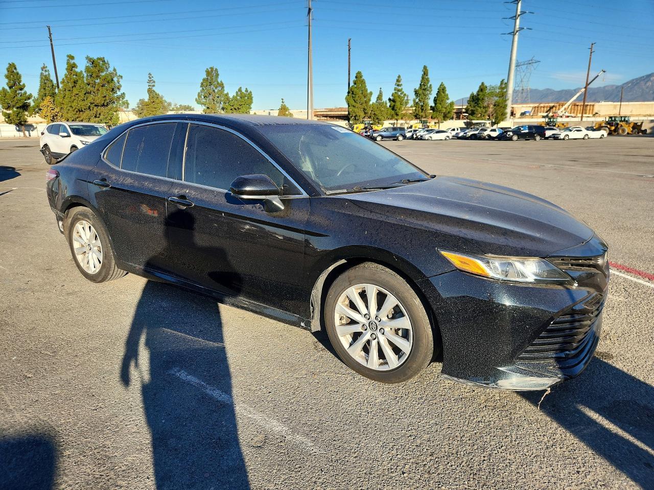 2018 Toyota Camry Le - Фото 4
