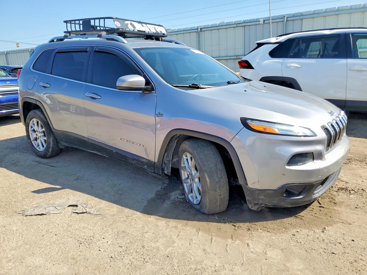 2015 Jeep Cherokee Latitude - Фото 4