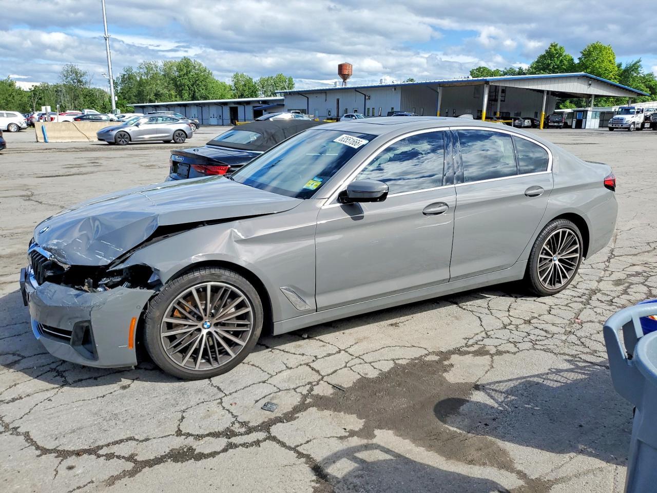 2021 BMW 530 Xi