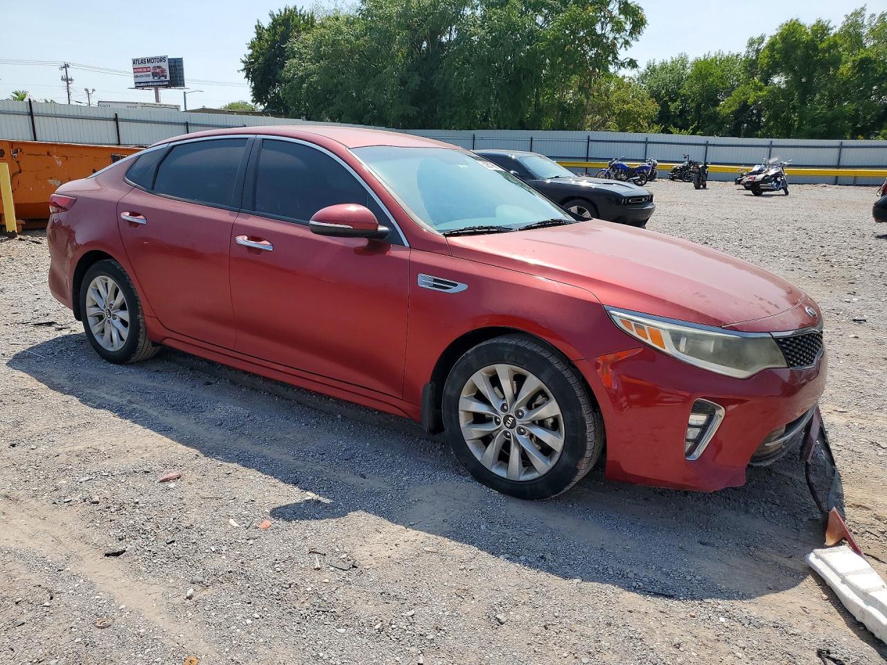 2018 Kia Optima S - Фото 4