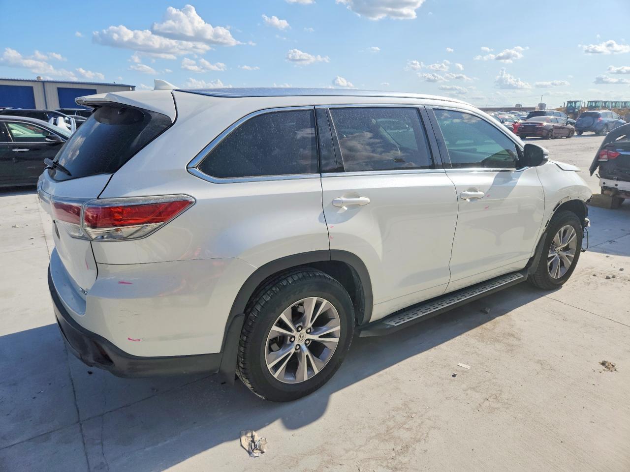 2014 Toyota Highlander Xle - Фото 3