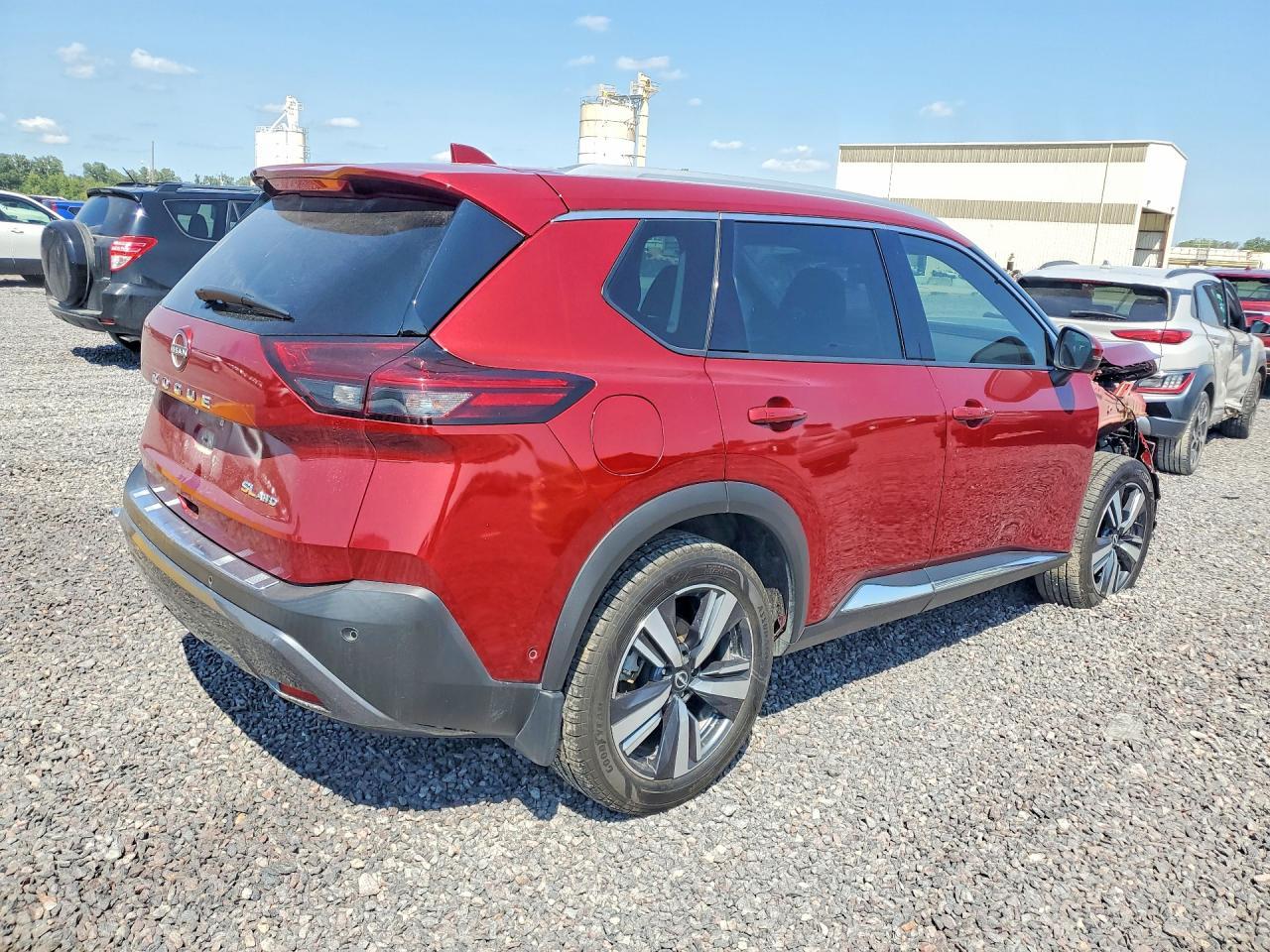 2023 Nissan Rogue Sl - Фото 3