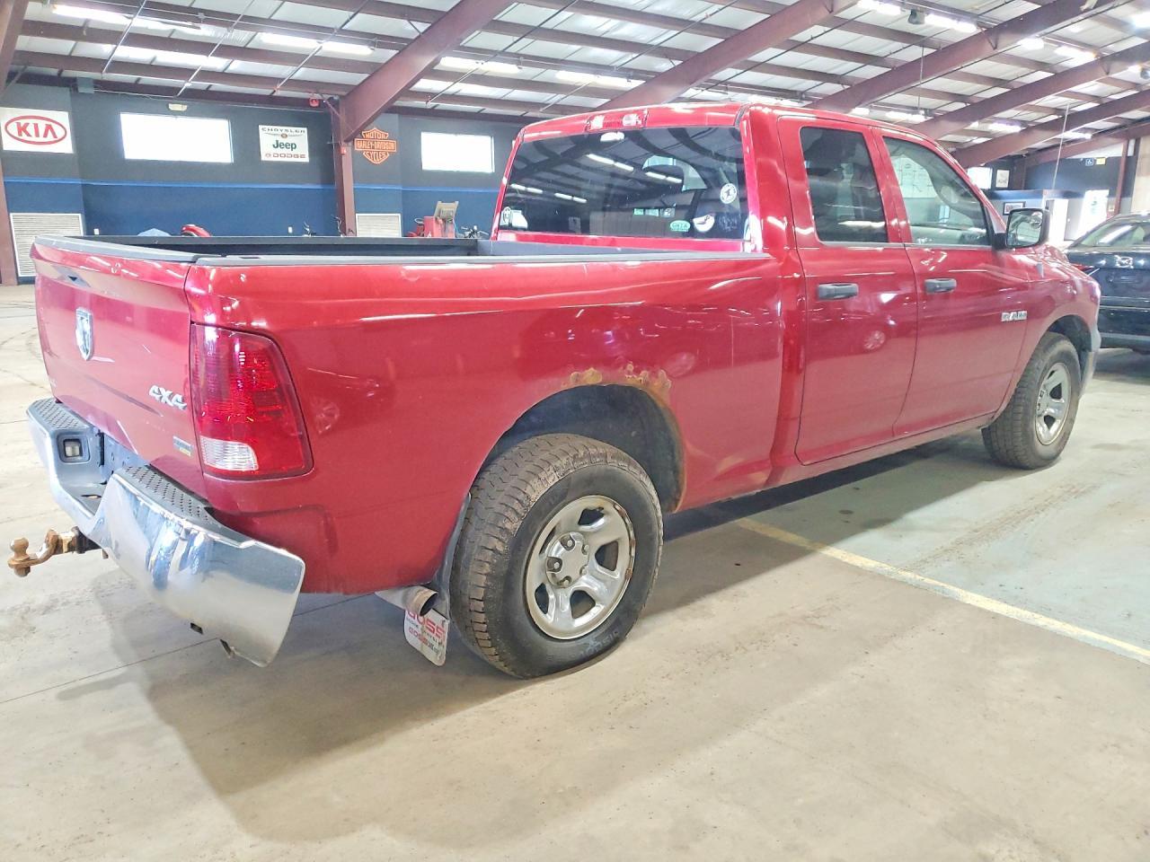 2010 Dodge Ram 1500 - Фото 3