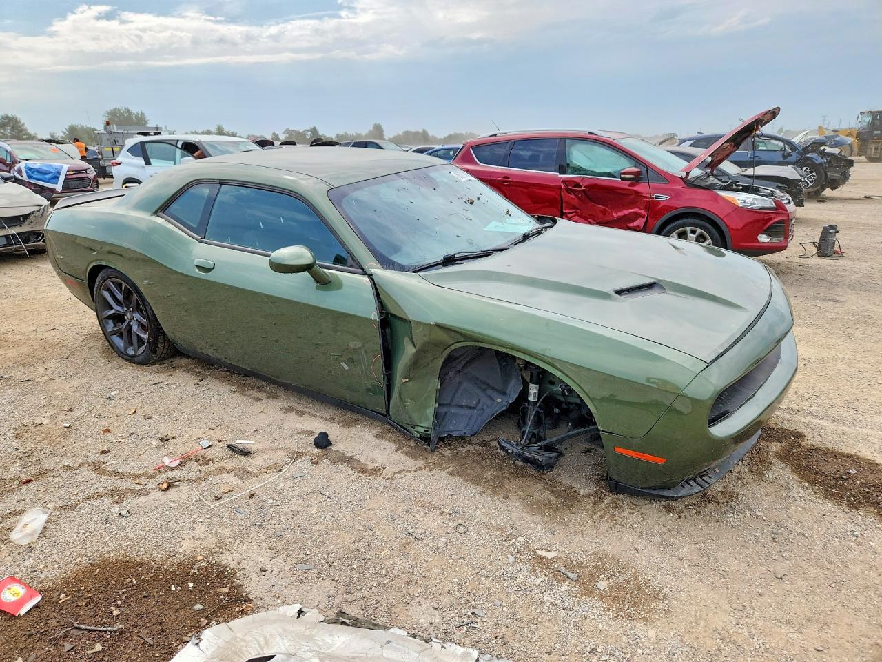 2022 Dodge Challenger Sxt - Фото 4