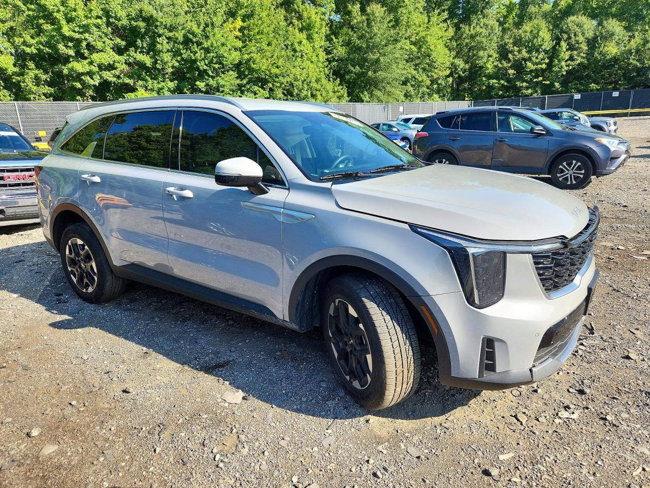 2025 Kia Sorento S - Фото 4