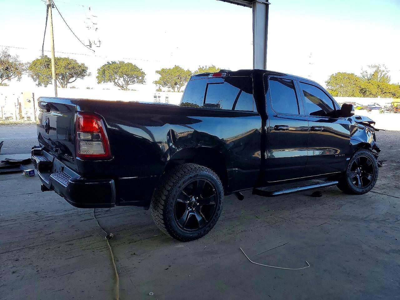 2021 Ram 1500 Big Horn/Lone Star - Фото 3