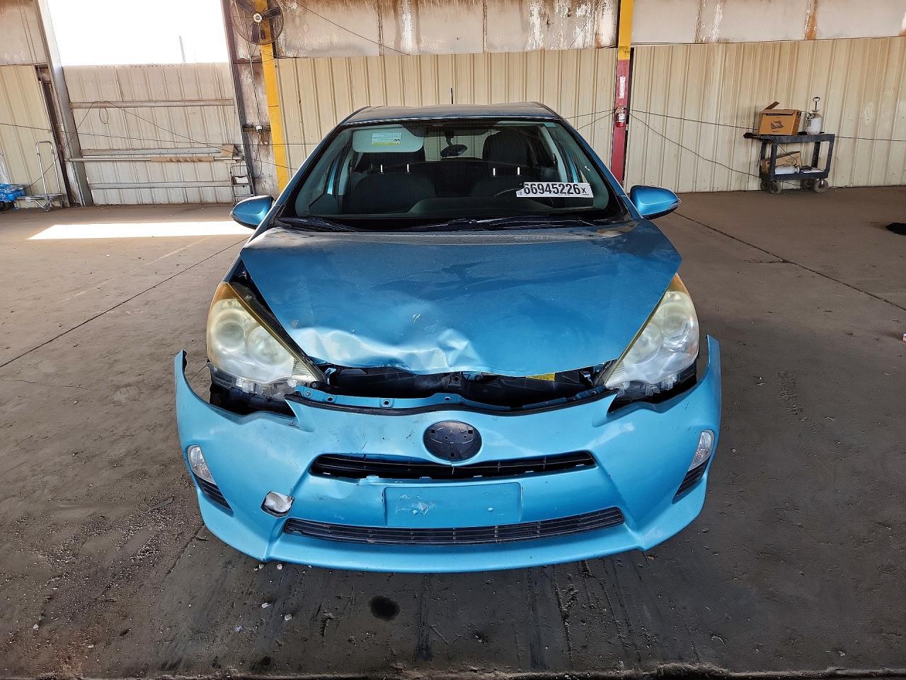 2013 Toyota Prius C Two - Фото 5