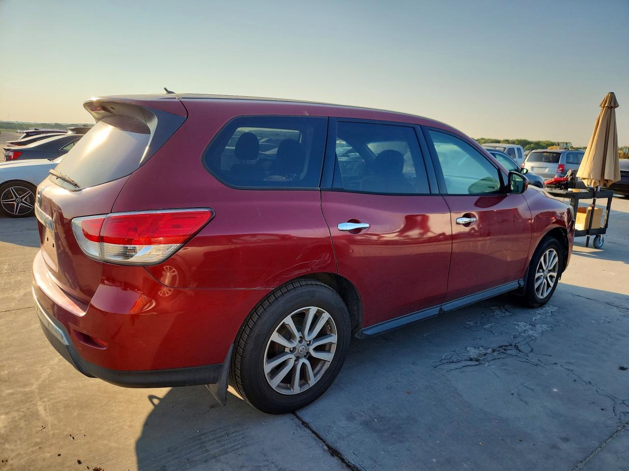 2014 Nissan Pathfinder S - Фото 3