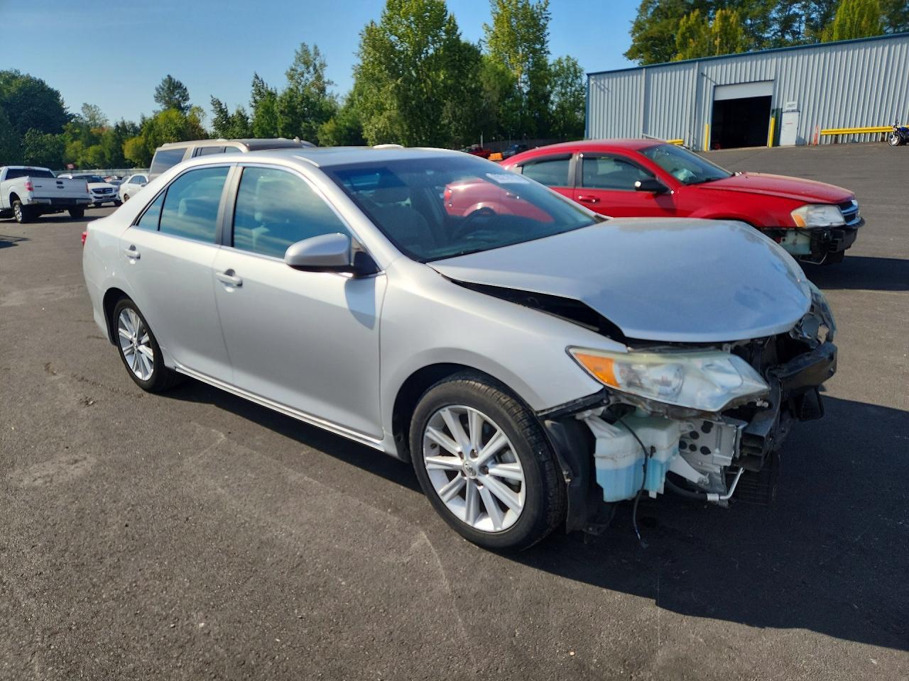 2013 Toyota Camry Xle - Image 4