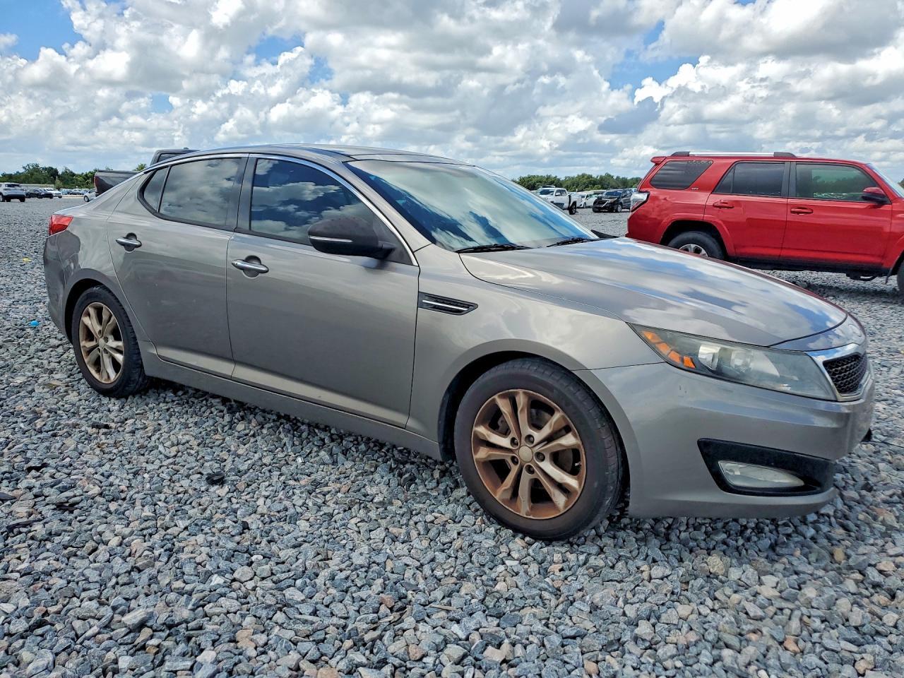 2013 Kia Optima Ex - Image 4