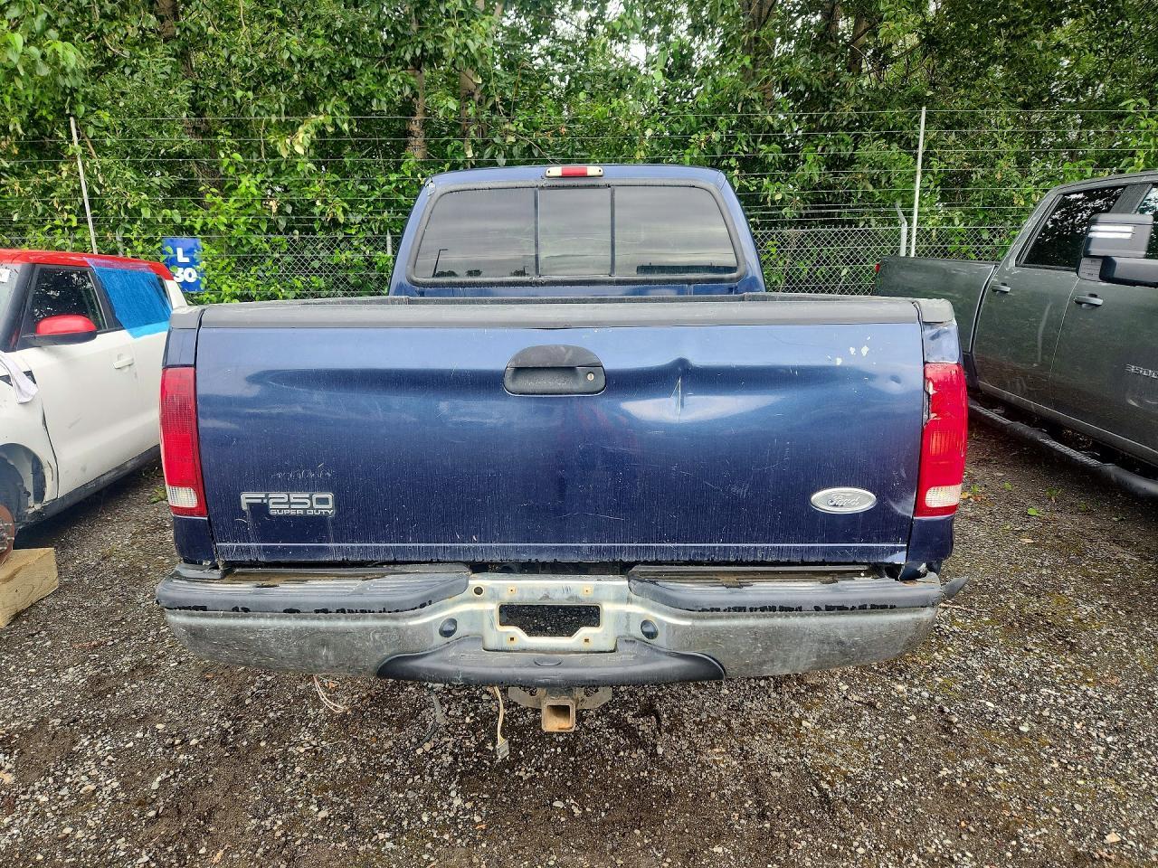 2001 Ford F250 Super Duty - Image 6