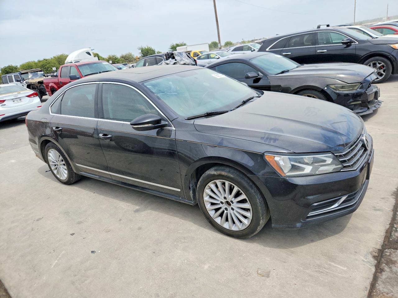 2017 Volkswagen Passat Se - Фото 4