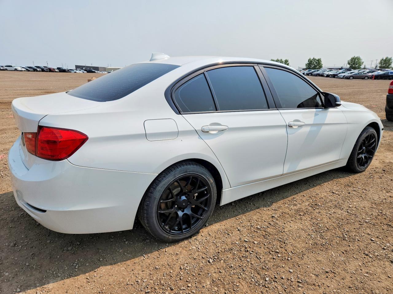 2013 BMW 328 Xi - Фото 3
