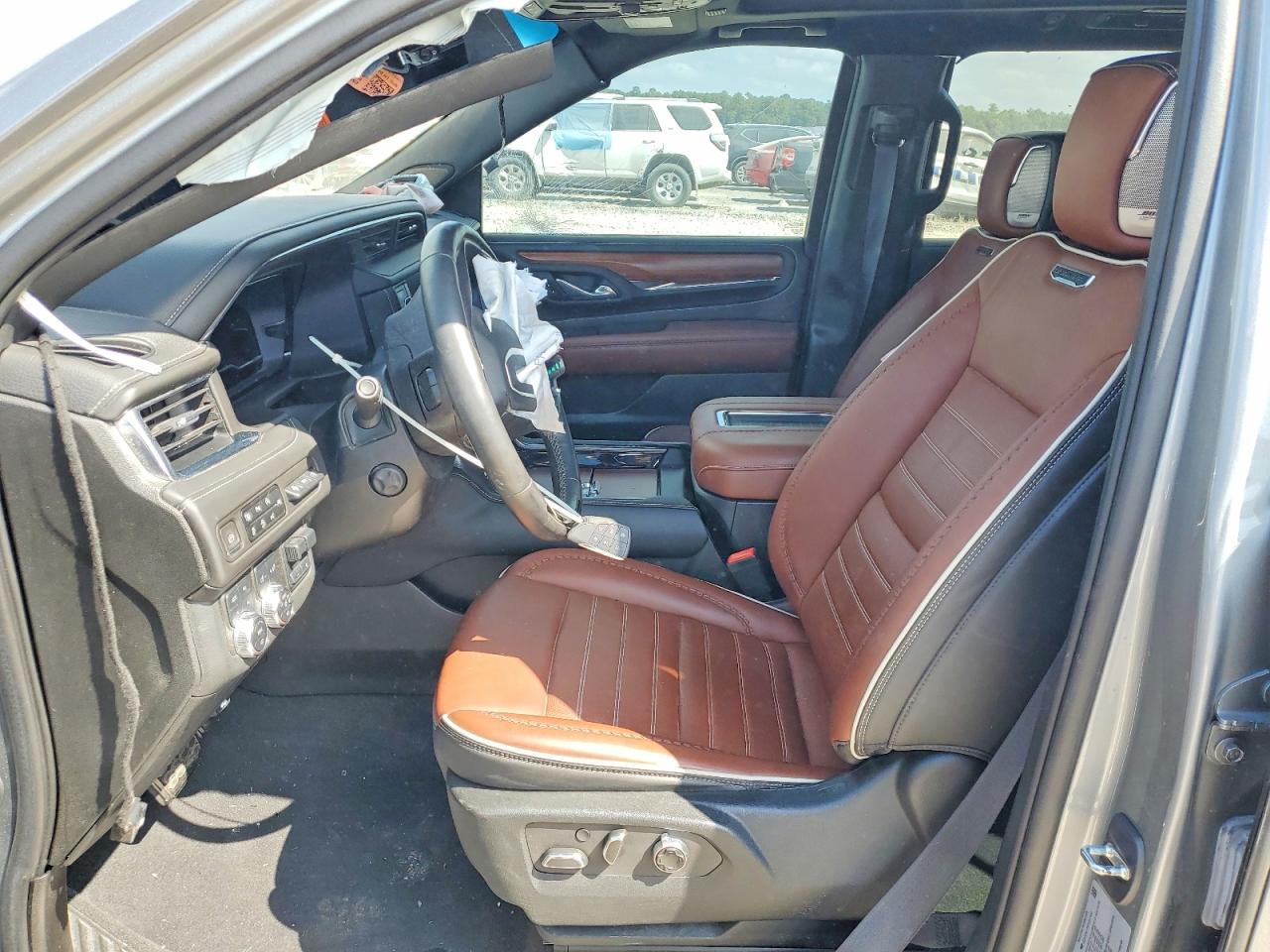 2023 GMC Yukon Xl Denali Ultimate - Image 7
