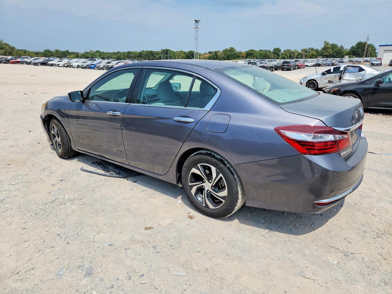 2017 Honda Accord Lx - Фото 2