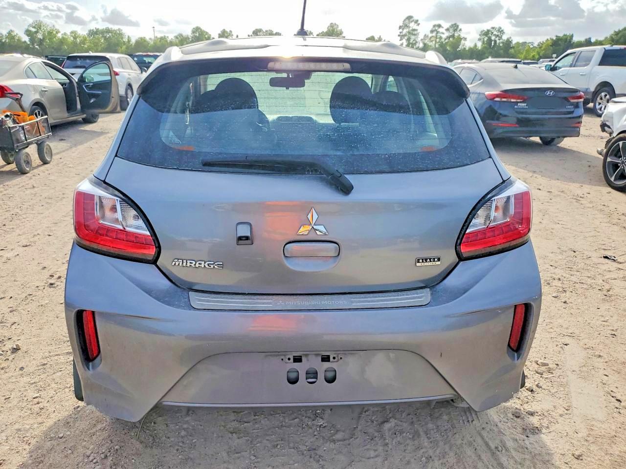 2022 Mitsubishi Mirage Se - Фото 6