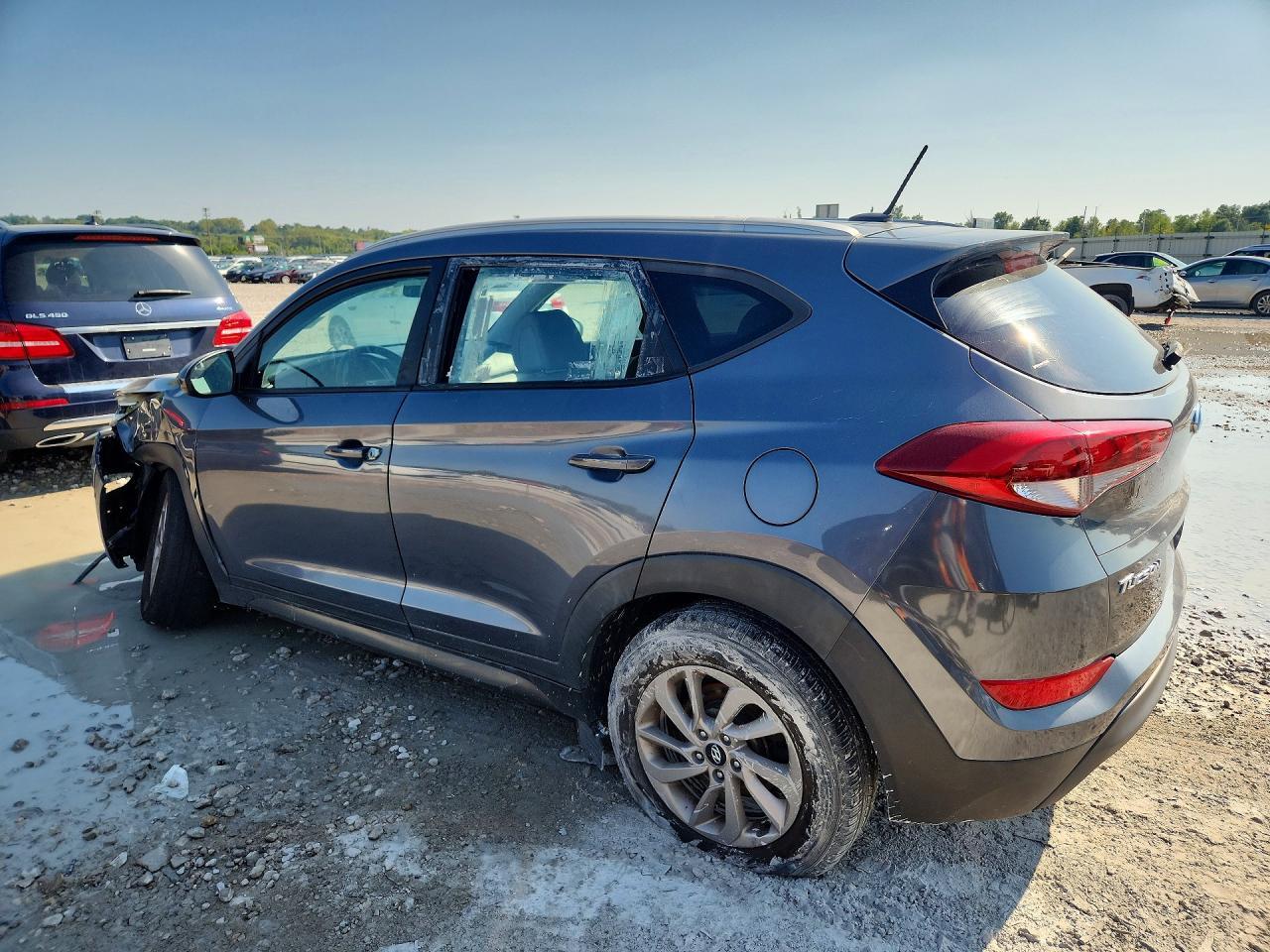2016 Hyundai Tucson Se - Фото 2
