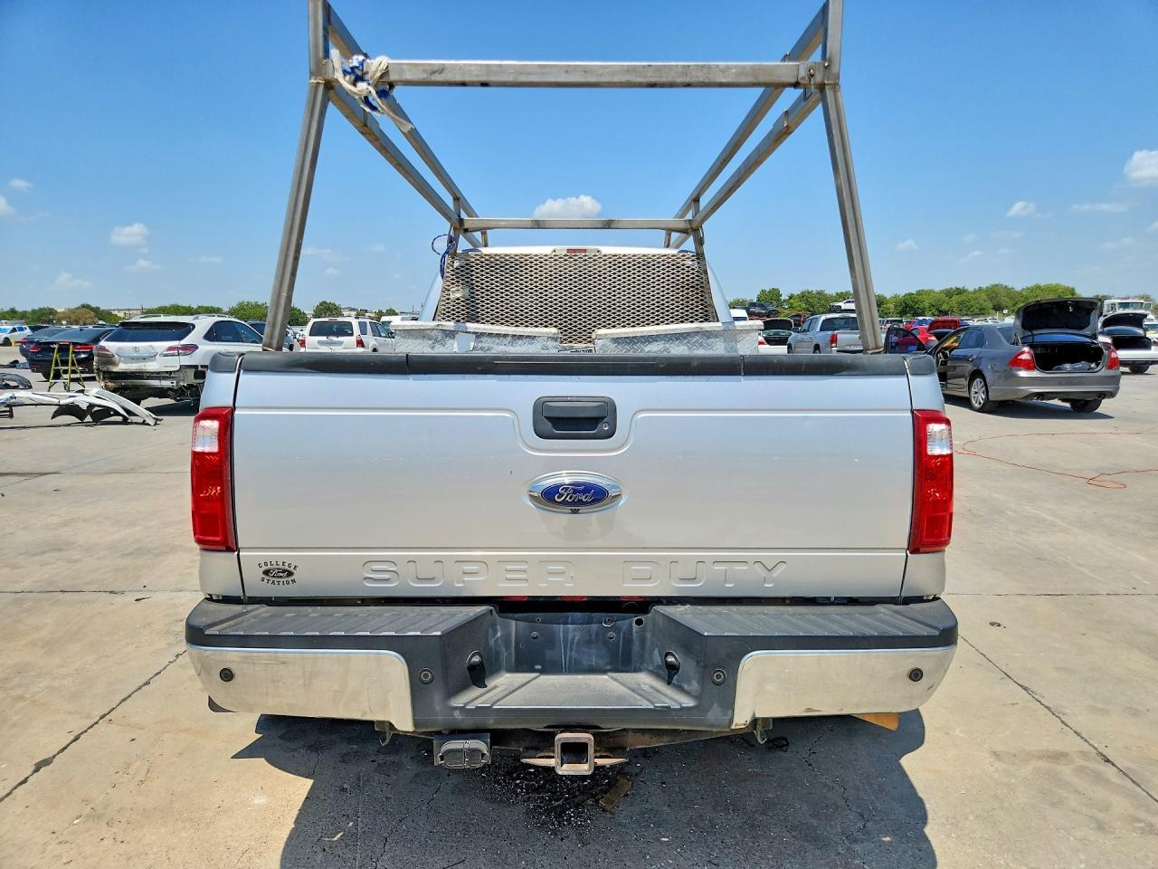 2015 Ford F350 Super Duty - Фото 6