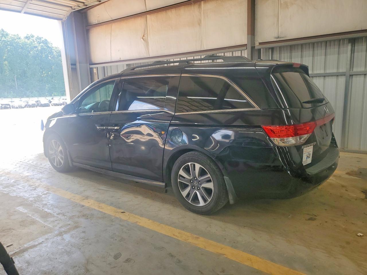 2014 Honda Odyssey Touring - Фото 2