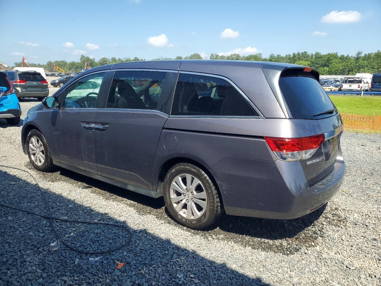 2016 Honda Odyssey - Фото 2