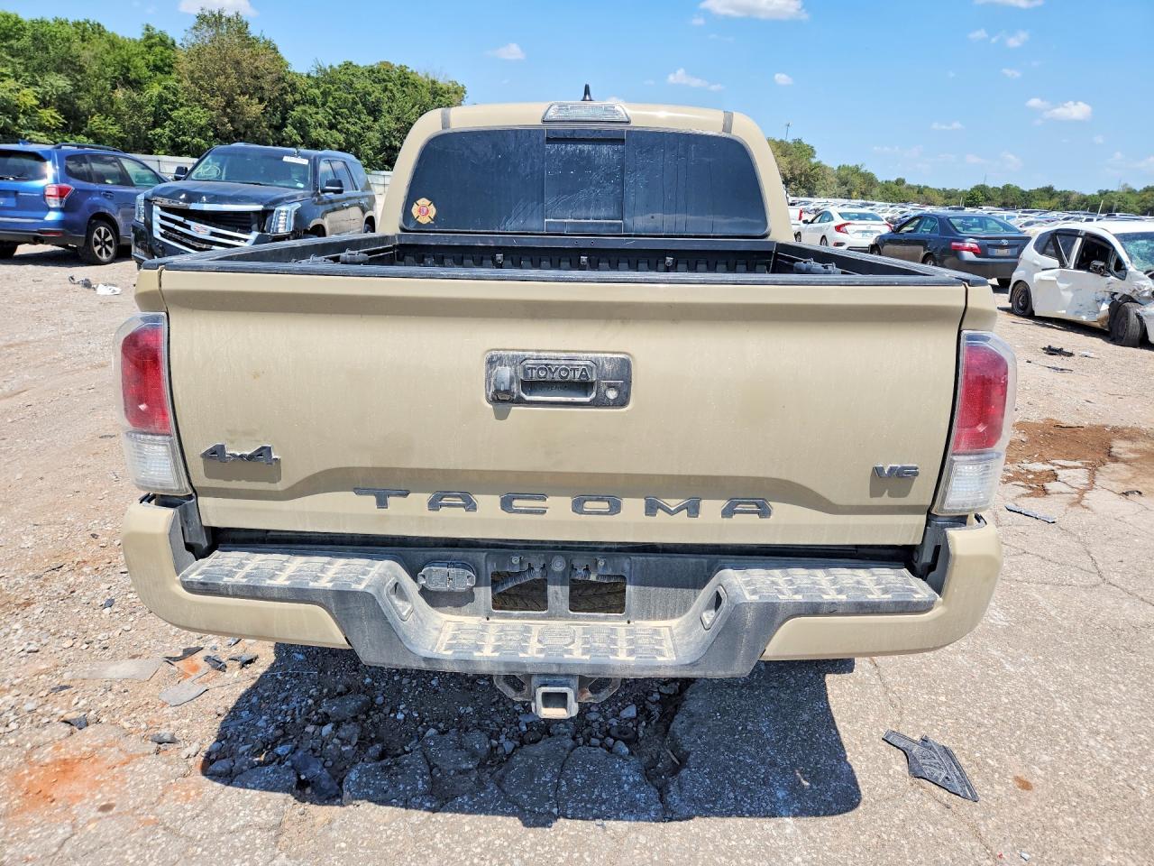2018 Toyota Tacoma Sr5 V6 - Image 6
