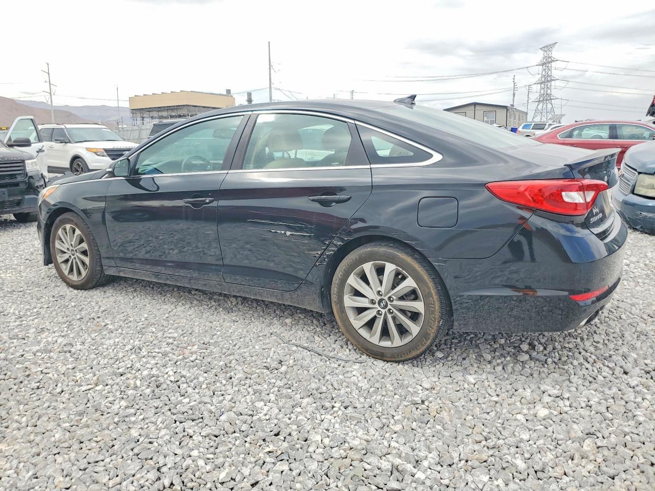 2017 Hyundai Sonata Sport - Image 2
