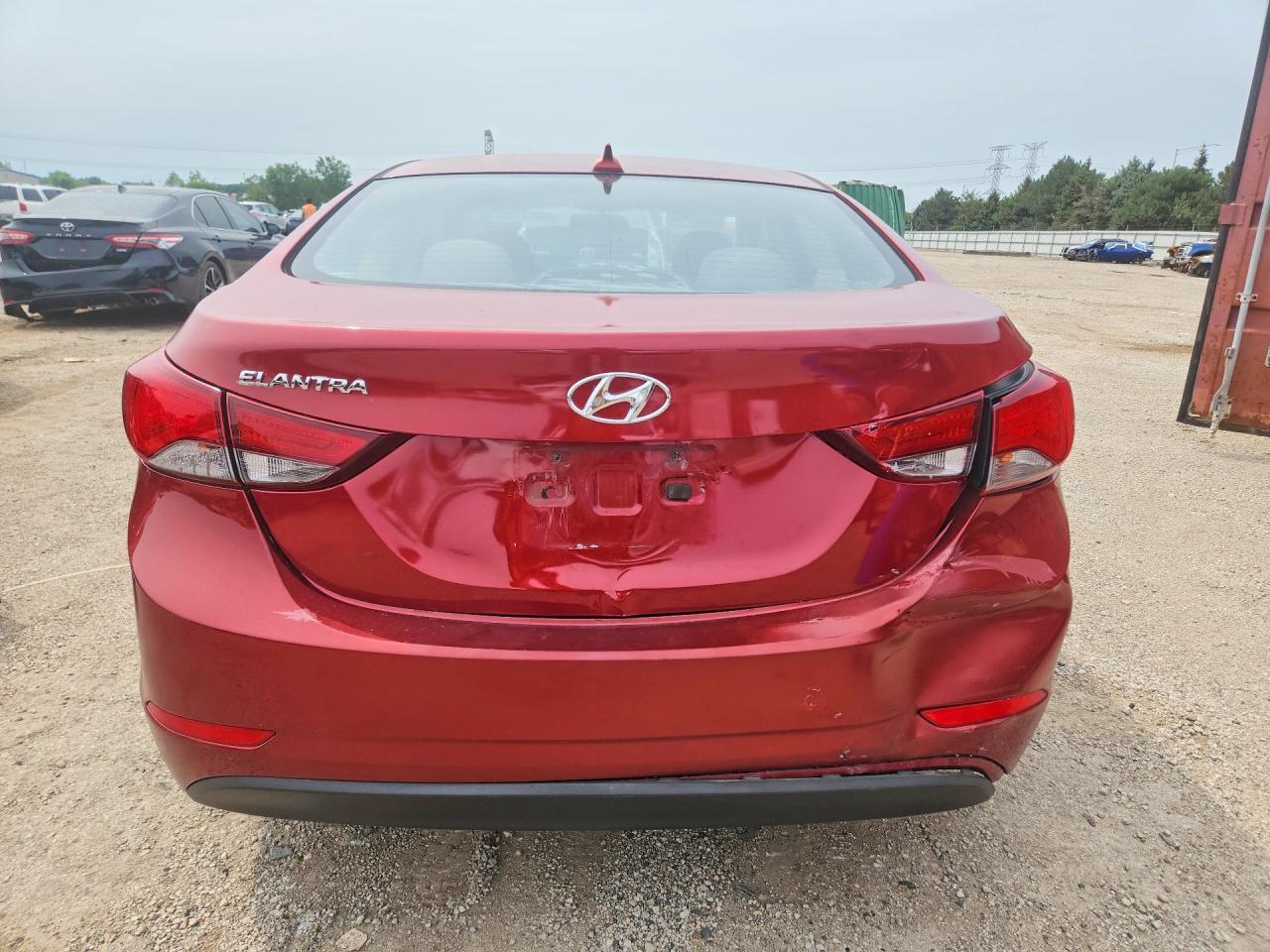 2016 Hyundai Elantra Se - Фото 6