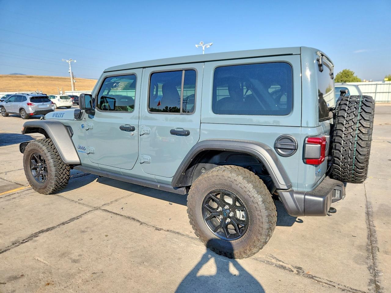 2025 Jeep Wrangler Sport 4Xe - Фото 2