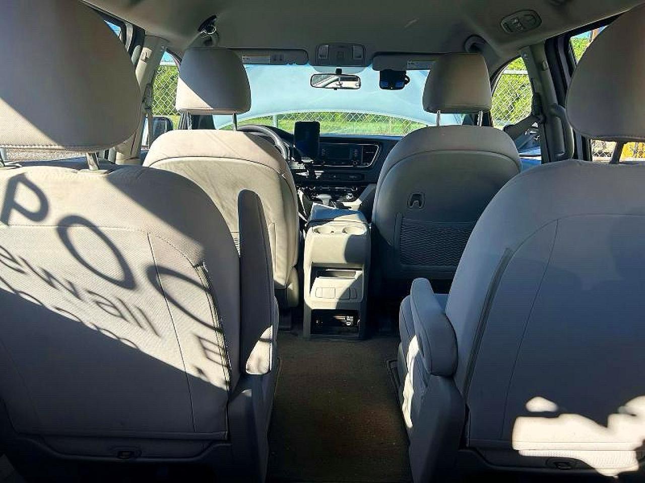 2017 Kia Sedona L - Фото 6