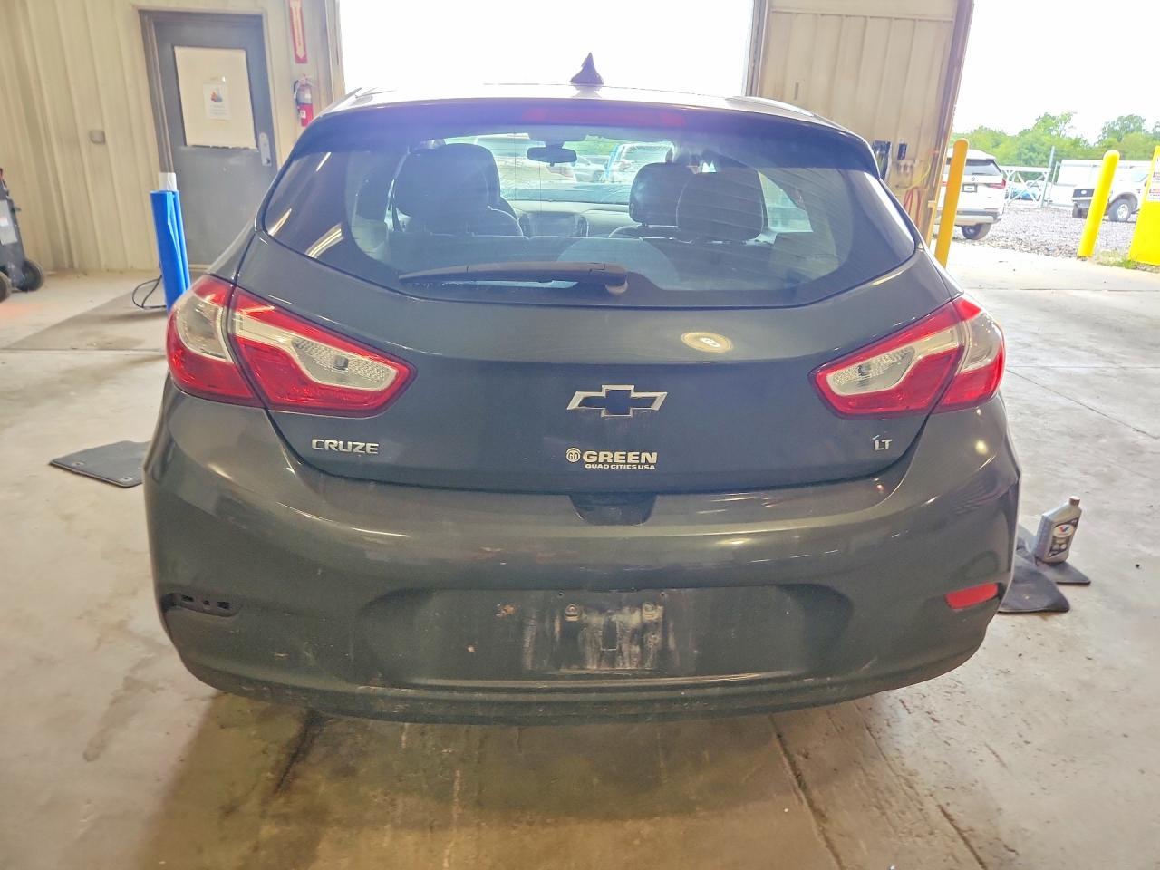 2018 Chevrolet Cruze Lt - Image 6