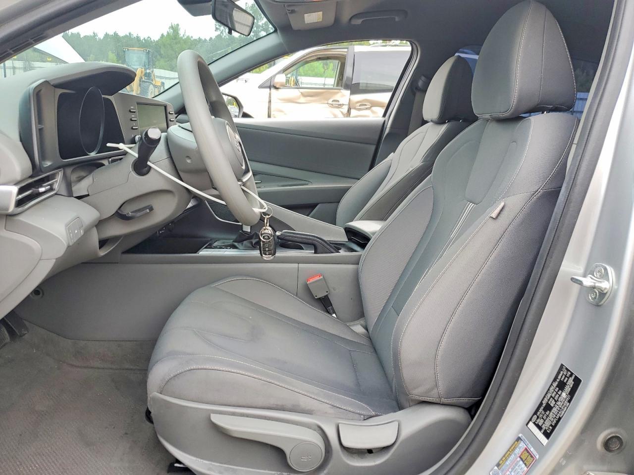 2023 Hyundai Elantra Sel - Фото 7