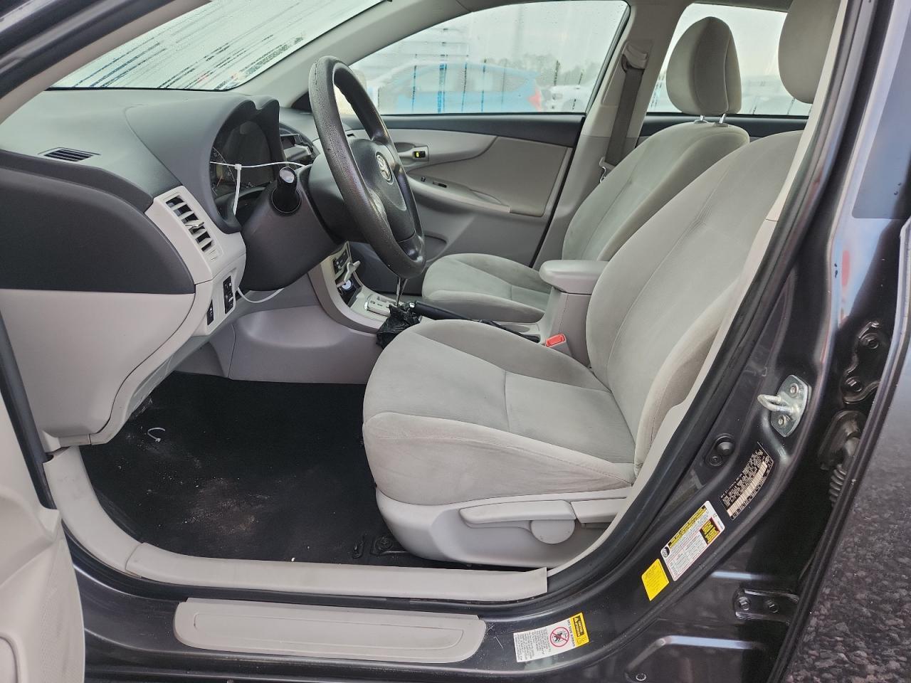 2012 Toyota Corolla Le - Image 7