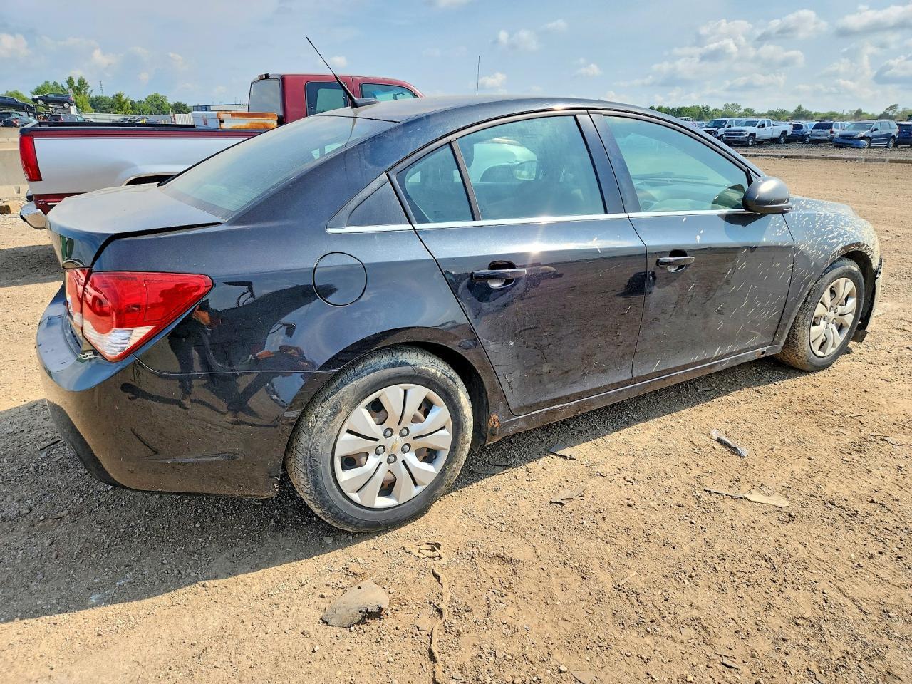 2012 Chevrolet Cruze Ls - Фото 3