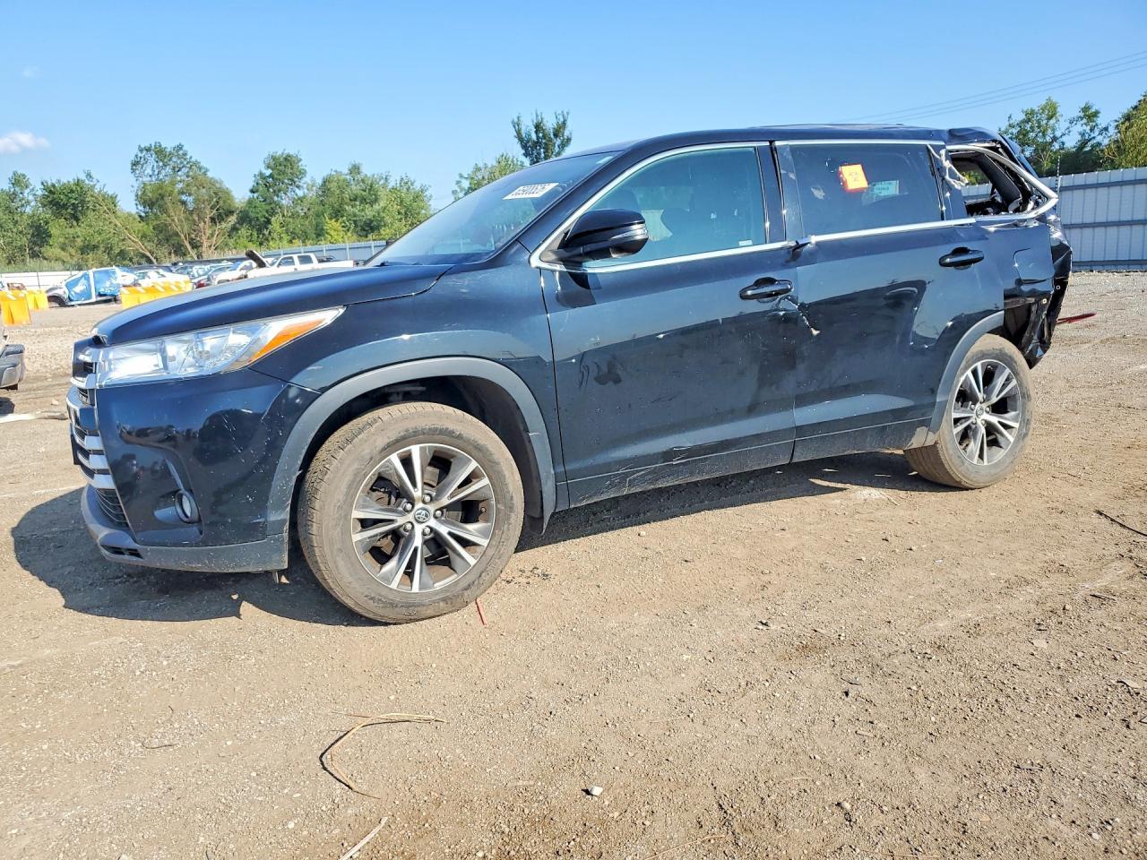 2017 Toyota Highlander Le Plus