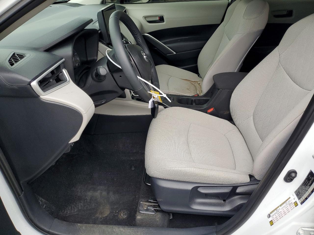 2024 Toyota Corolla Cross Le - Фото 7